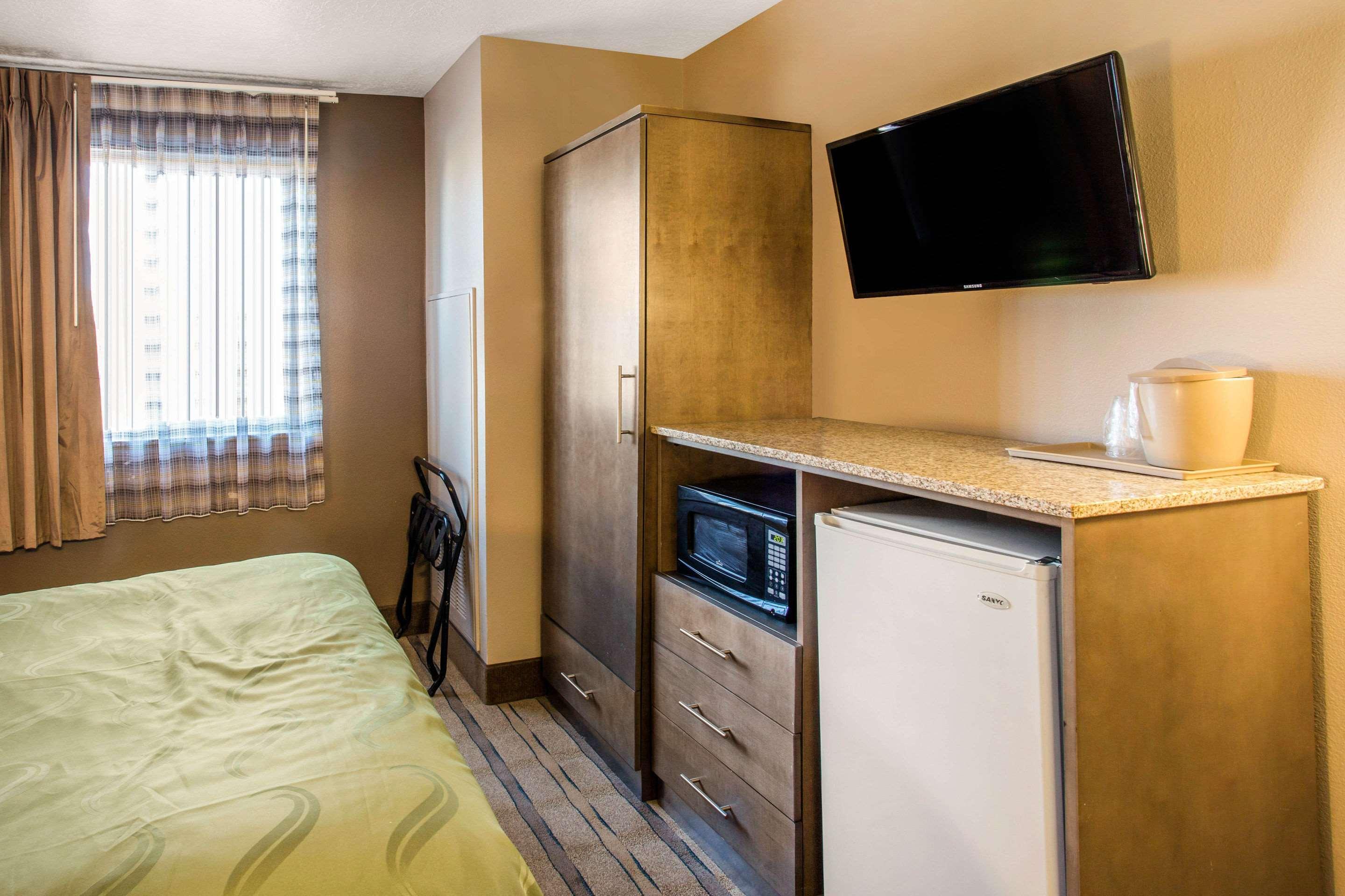 Quality Inn Moriarty Exteriör bild