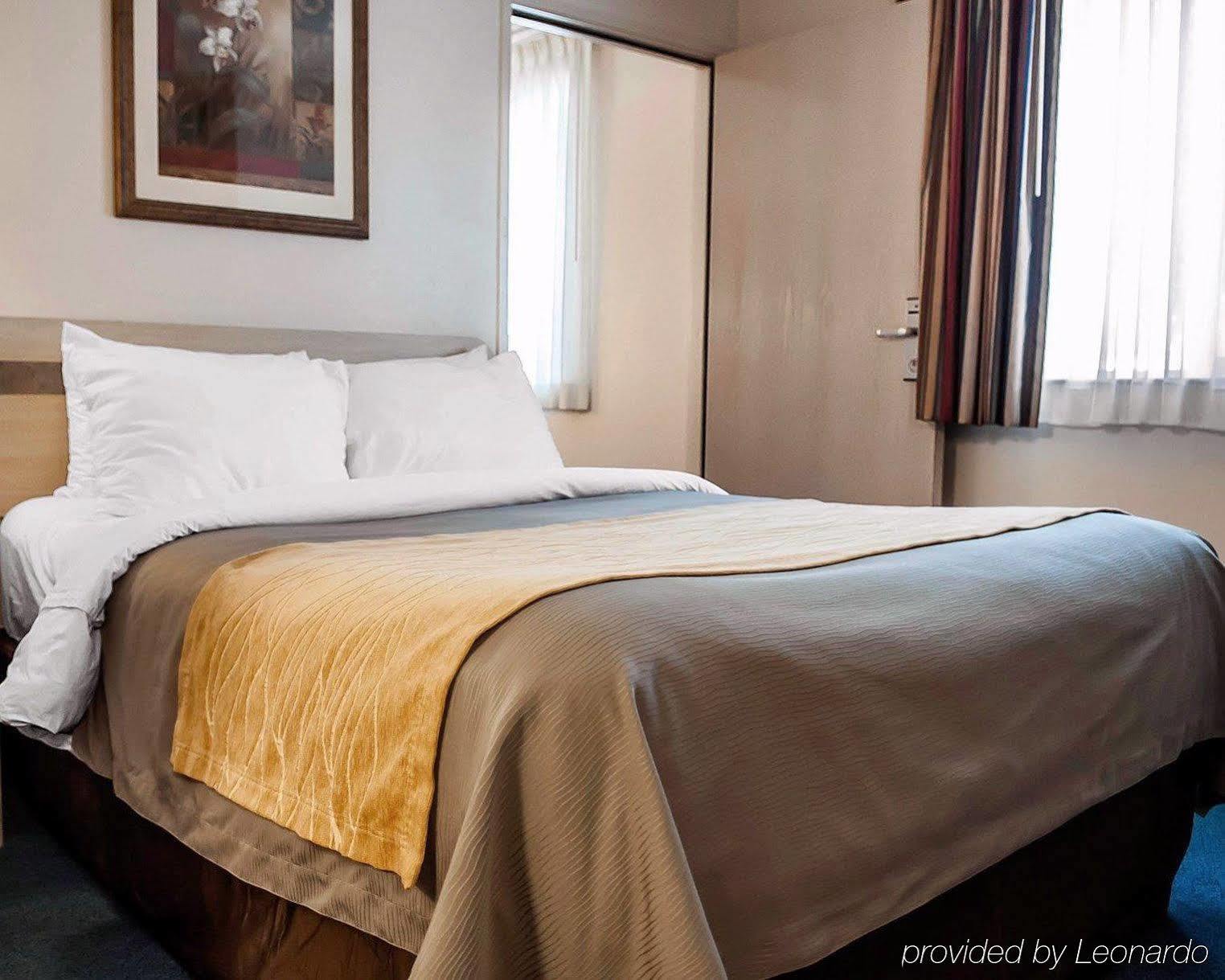 Quality Inn Moriarty Exteriör bild