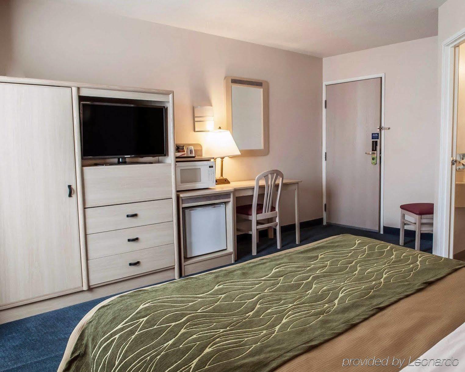 Quality Inn Moriarty Exteriör bild