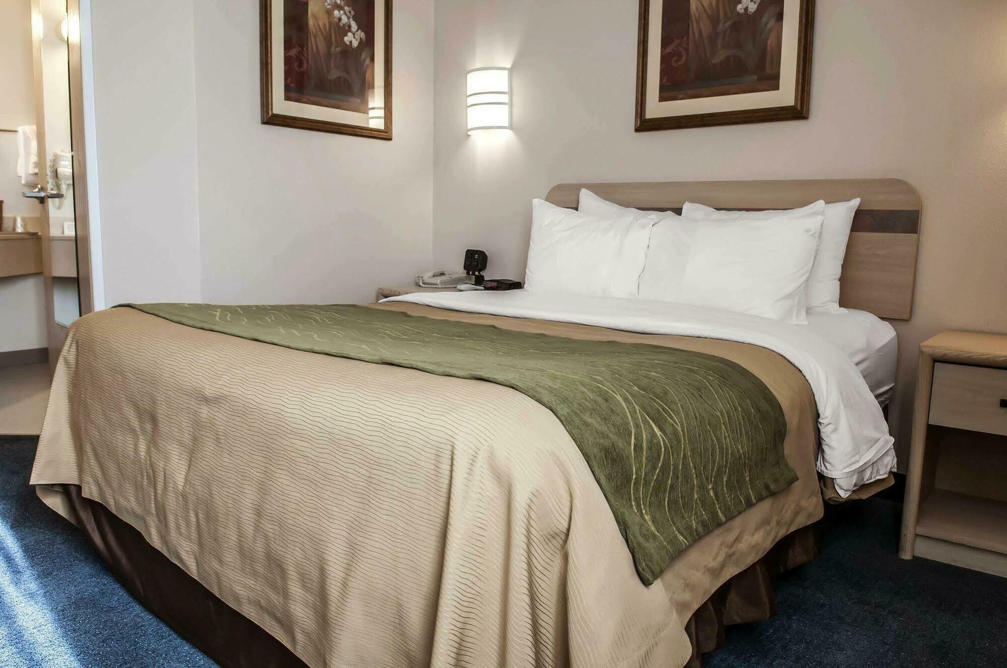 Quality Inn Moriarty Exteriör bild